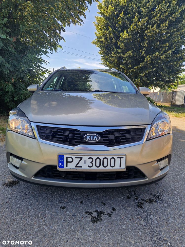 Kia Ceed - 3