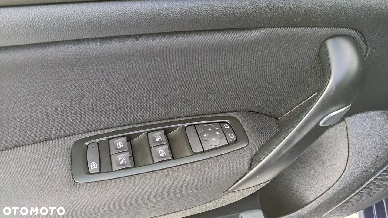 Renault Megane - 25
