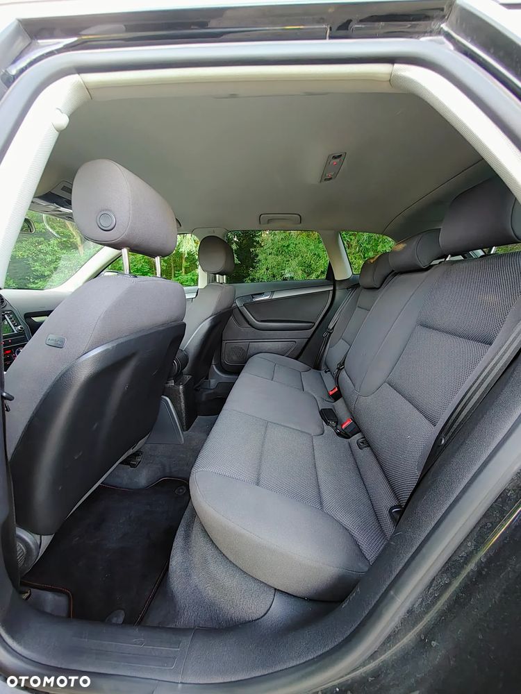 Audi A3 Sportback 1.6 TDI DPF Ambition - 12