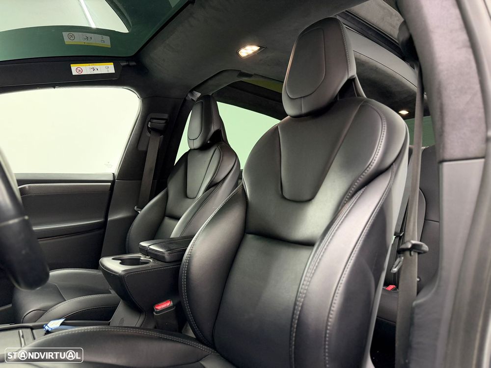 Tesla Model X 100D - 20