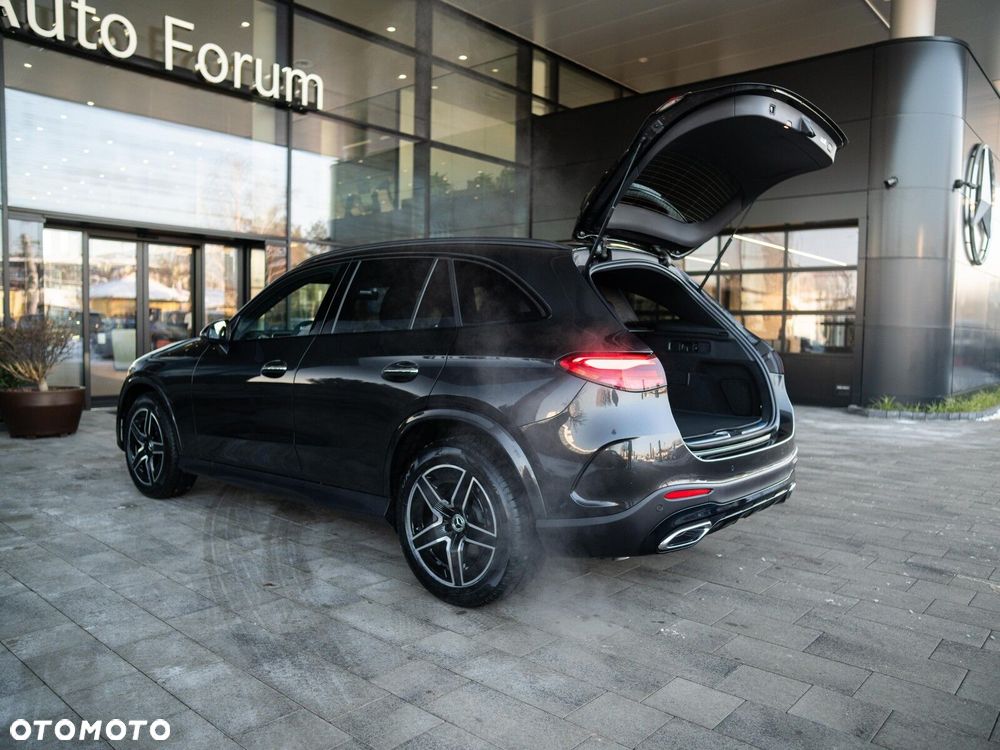 Mercedes-Benz GLC - 25
