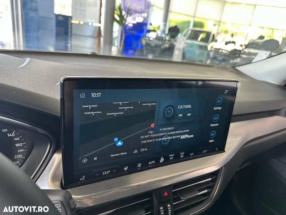 Ford Focus 1.0 EcoBoost 6MT MHEV Titanium - 10