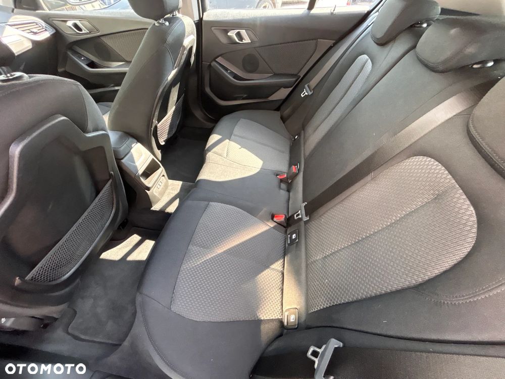 BMW Seria 1 118i Advantage - 20