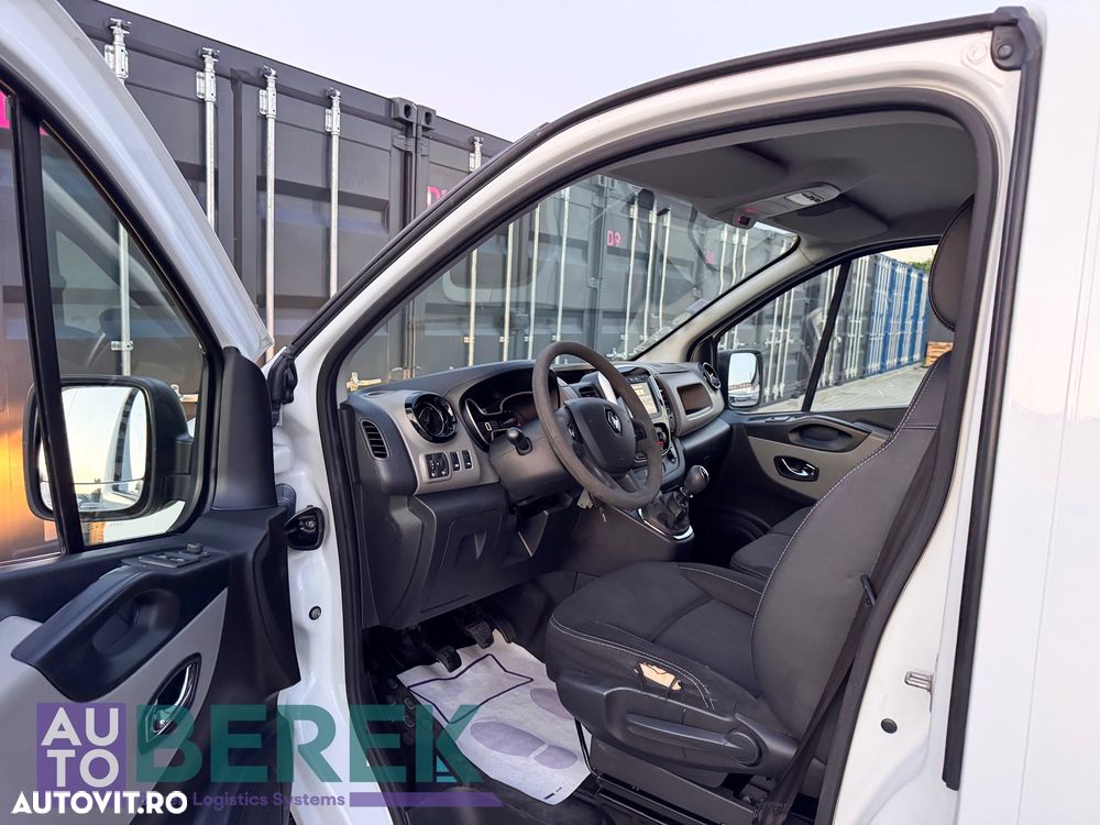 Renault Trafic - 8