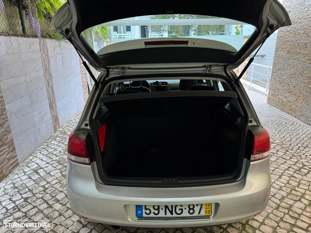VW Golf 1.6 TDi Trendline BlueMotion - 7