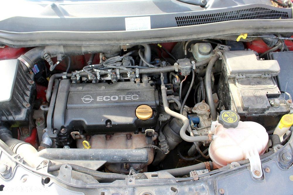 Opel Corsa D 2008 1.2i Z12XEP HB3D (MASKA, ZDERZAK, LAMPA, BŁOTNIK, DRZWI, SZYBA, FOTEL) - 6