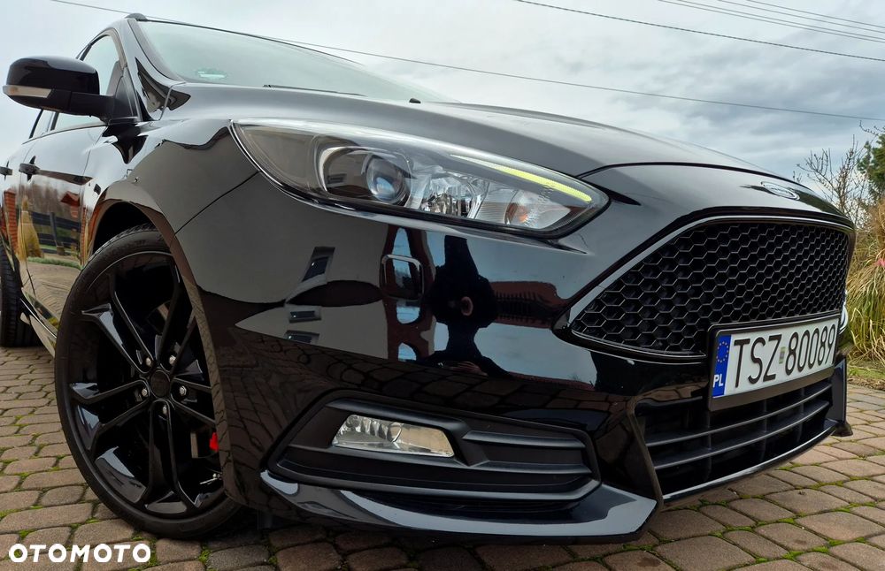 Ford Focus 2.0 TDCi ST - 22