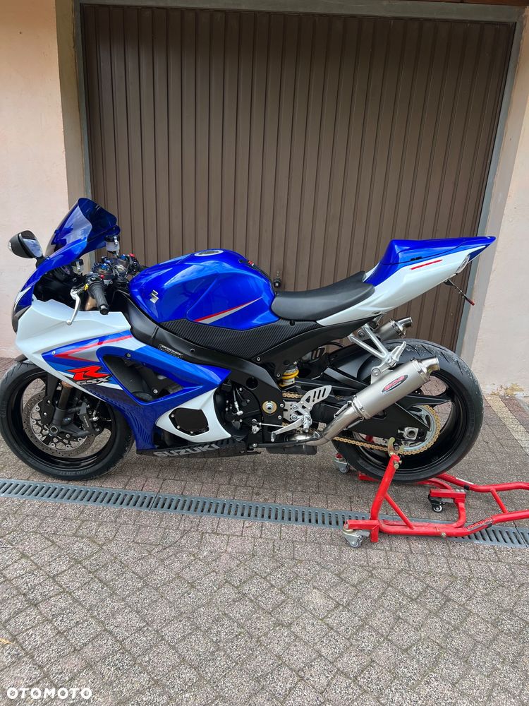 Suzuki GSX-R - 23
