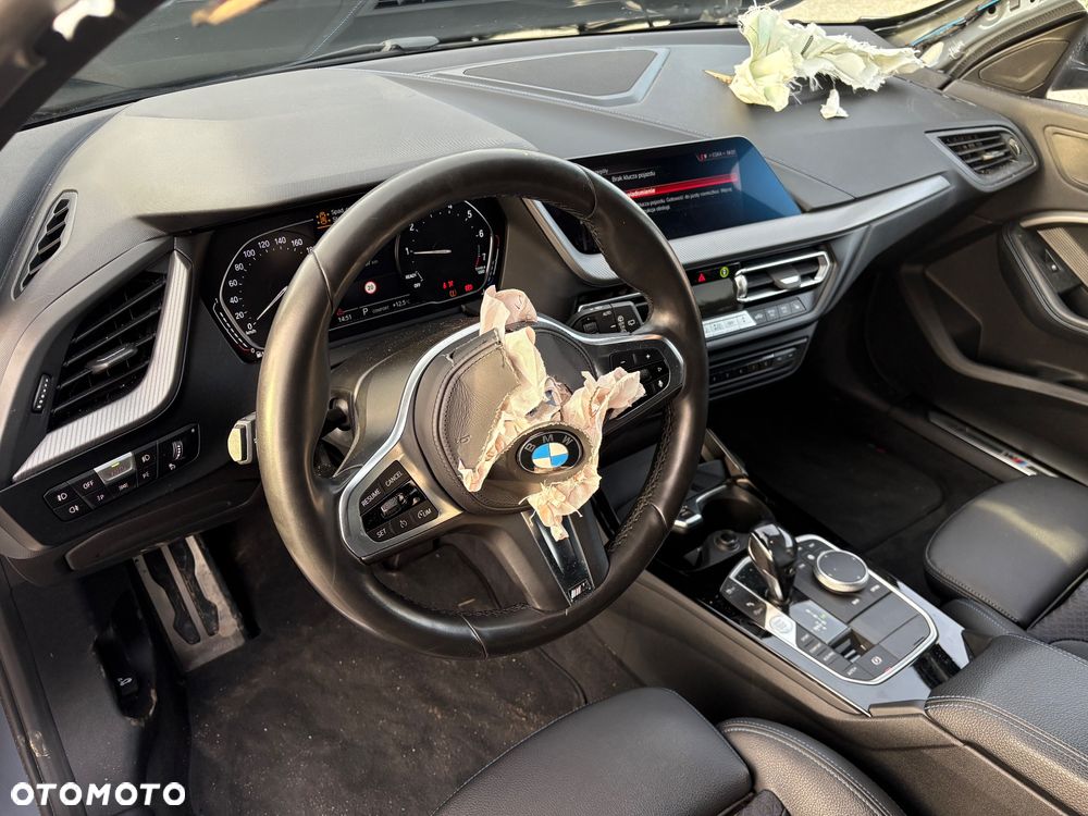 BMW Seria 1 118i M Sport - 17