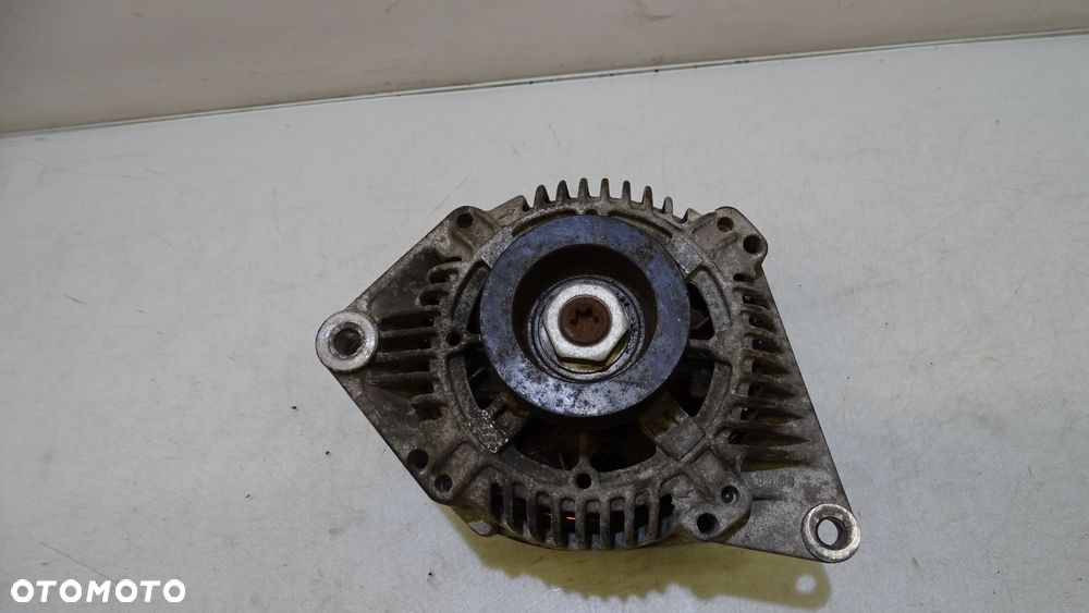 ALTERNATOR 110A REANULT LAGUNA 2.0 KAT  7700857073 - 2