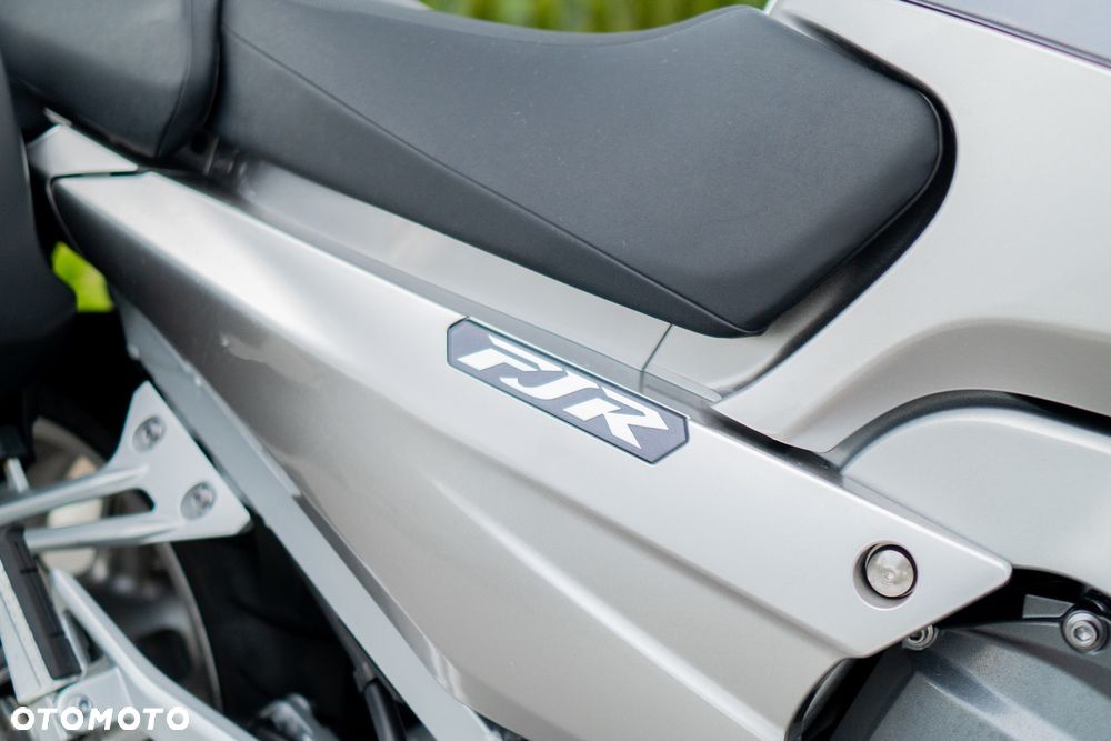 Yamaha FJR - 18