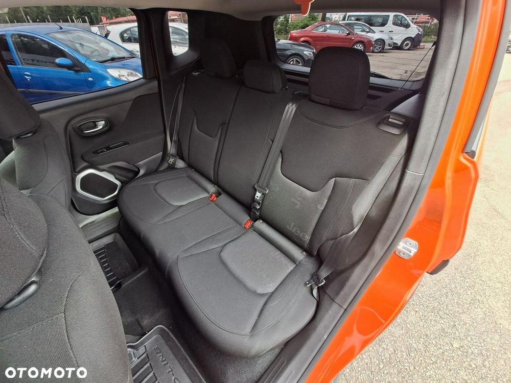 Jeep Renegade - 25