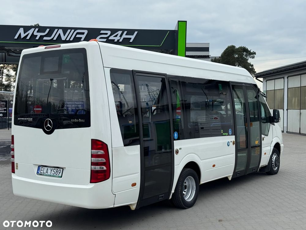 Mercedes-Benz Sprinter - 10