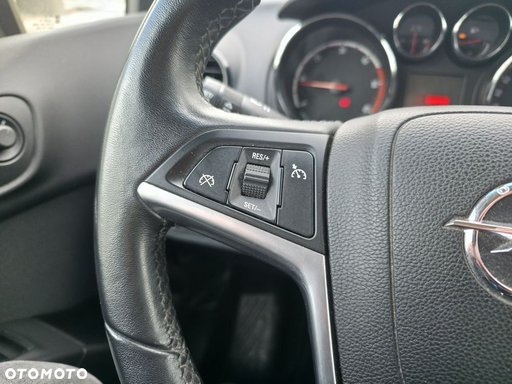 Opel Meriva - 18