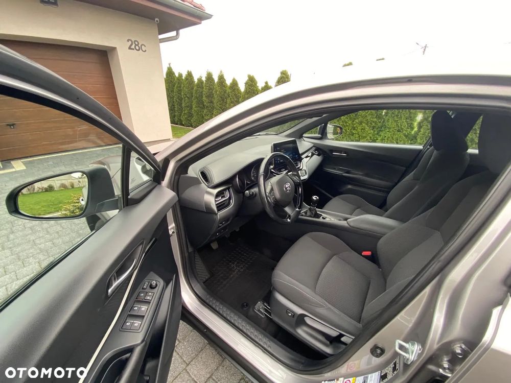 Toyota C-HR 1.2 T Style - 12