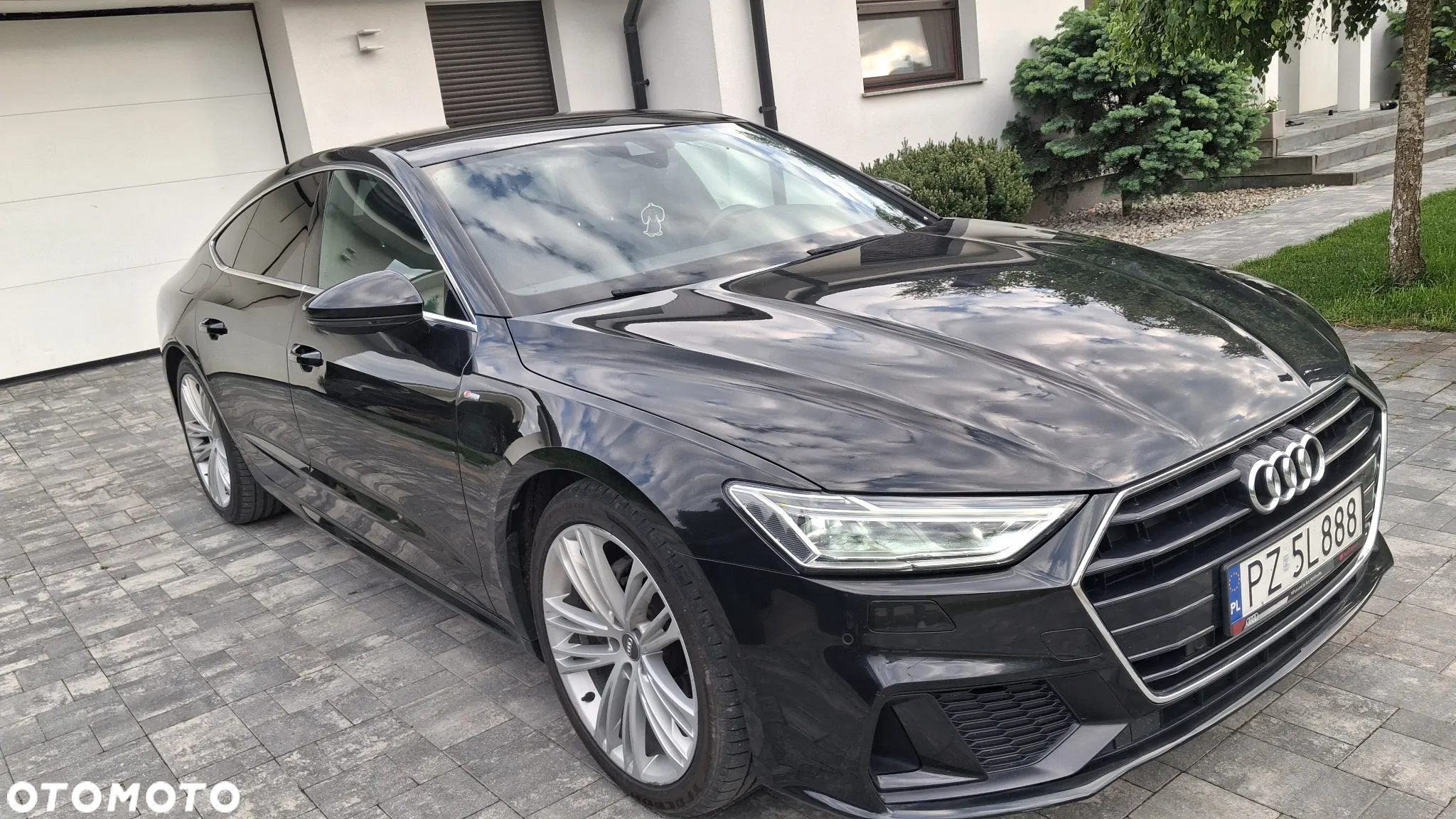 Audi A7 - 8
