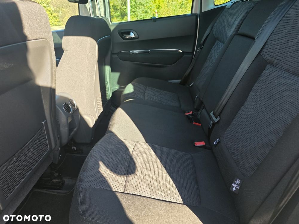 Peugeot 3008 - 23