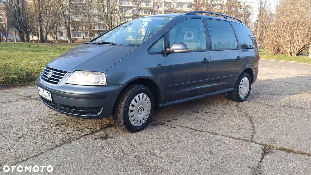 Volkswagen Sharan 1.9 TDI Comfortline - 3