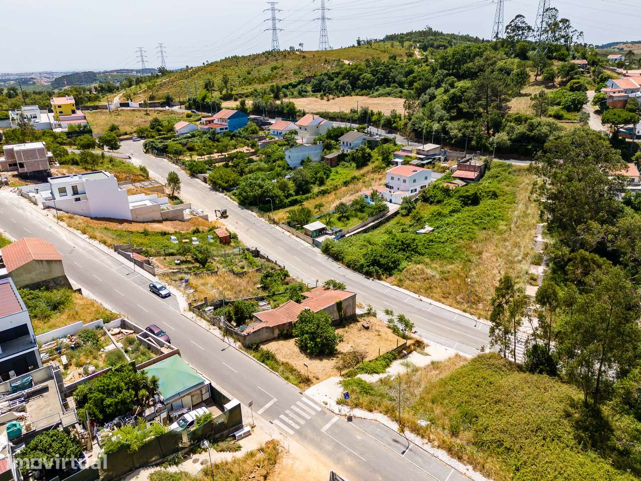 TERRENO URBANO | 450 M² DE CONSTRUÇÃO | FURO | ALMARGEM DO BISPO - Grande imagem: 3/38