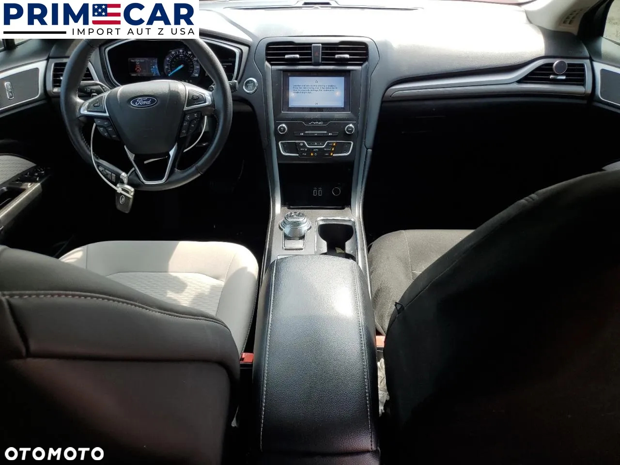 Ford Fusion 2.0 EcoBoost Titanium - 8