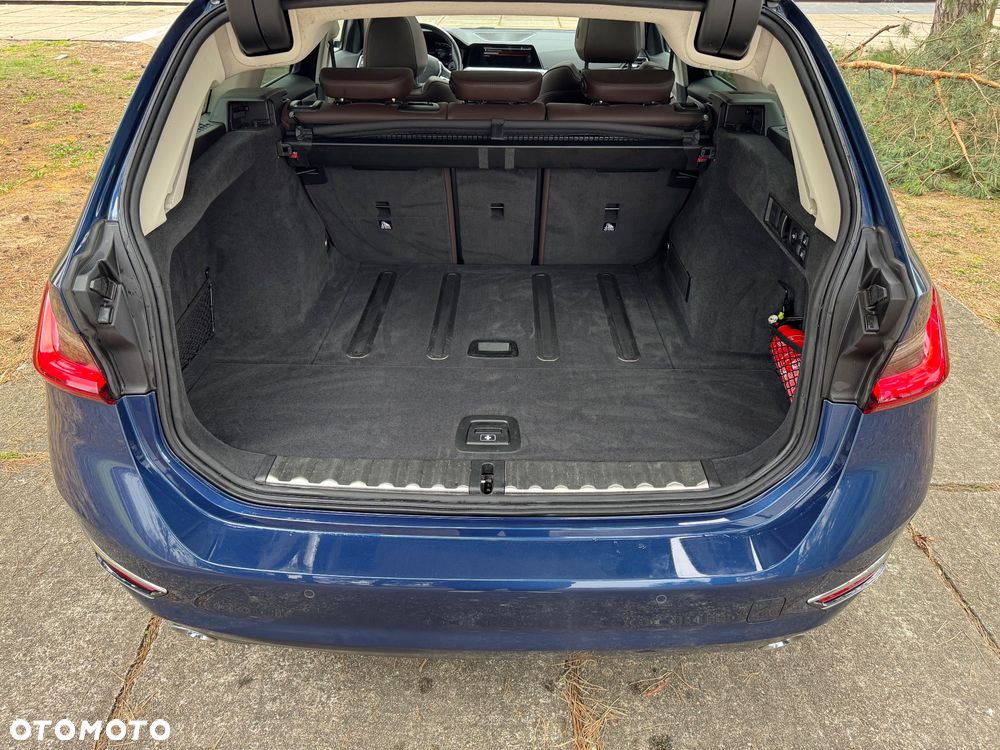 BMW Seria 3 320d xDrive Luxury Line sport - 10
