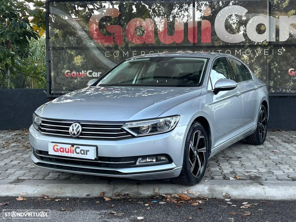 VW Passat 1.6 TDI Confortline - 2