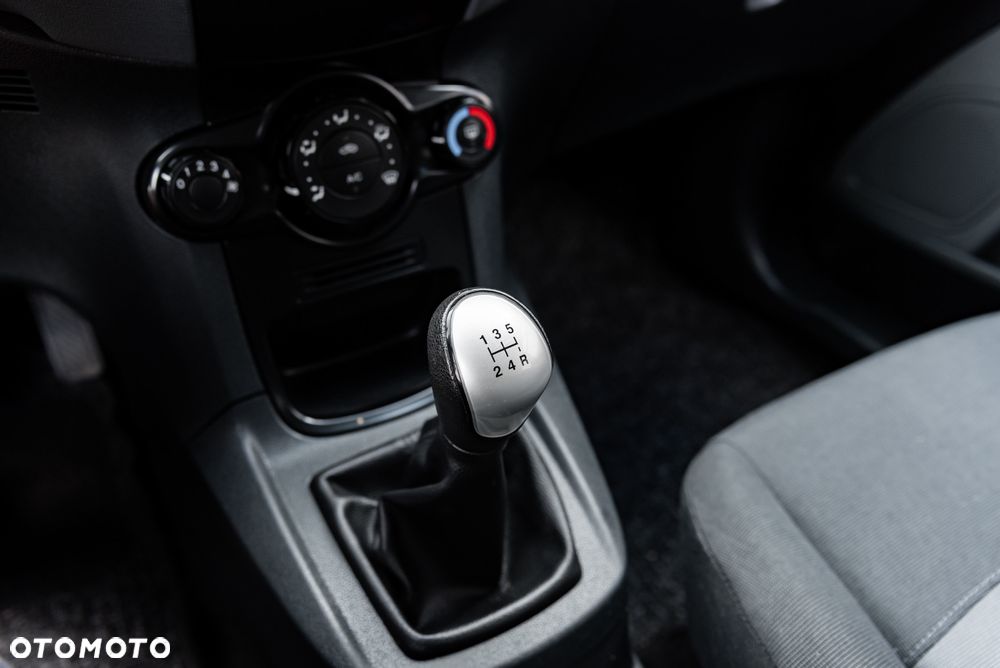 Ford Fiesta 1.25 Ambiente - 18