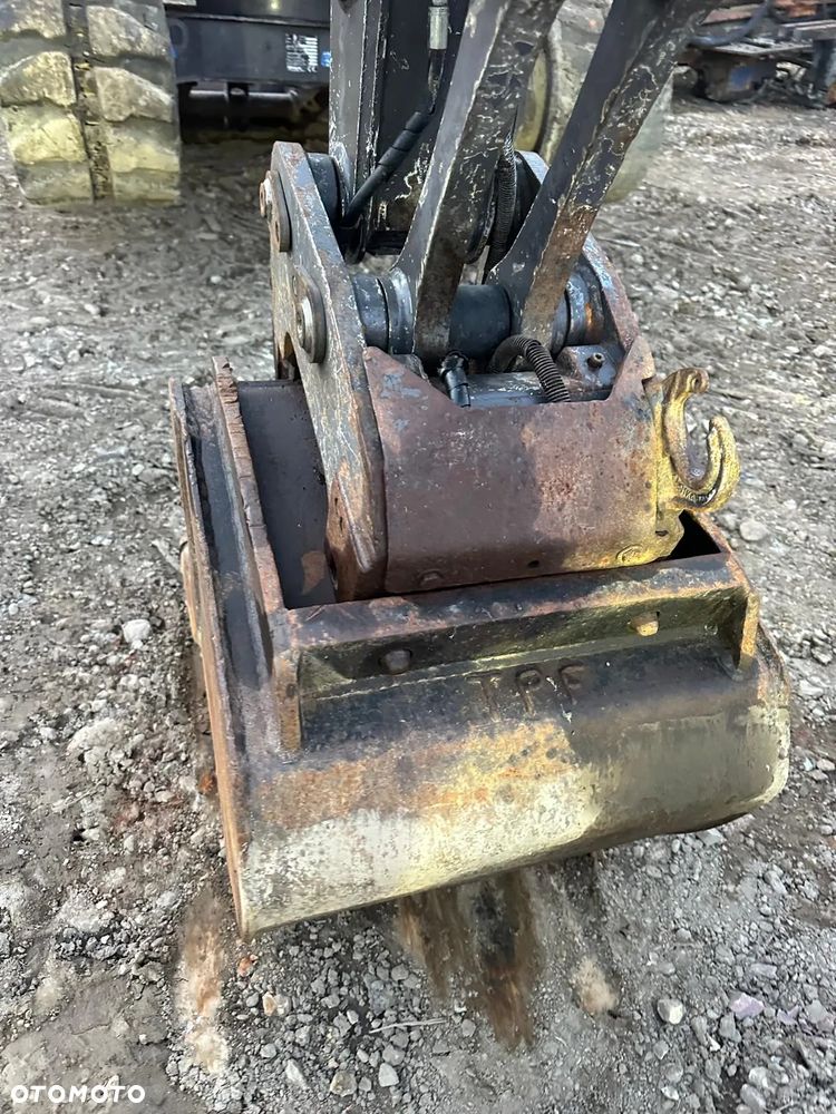 Mecalac Koparka Gąsienicowa MECALAC 8MCR 8 MCR - 21