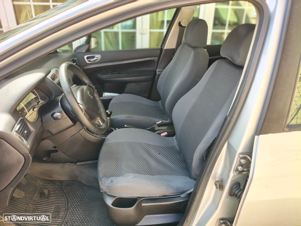 Peugeot 307 Break 1.4 HDi XT - 22