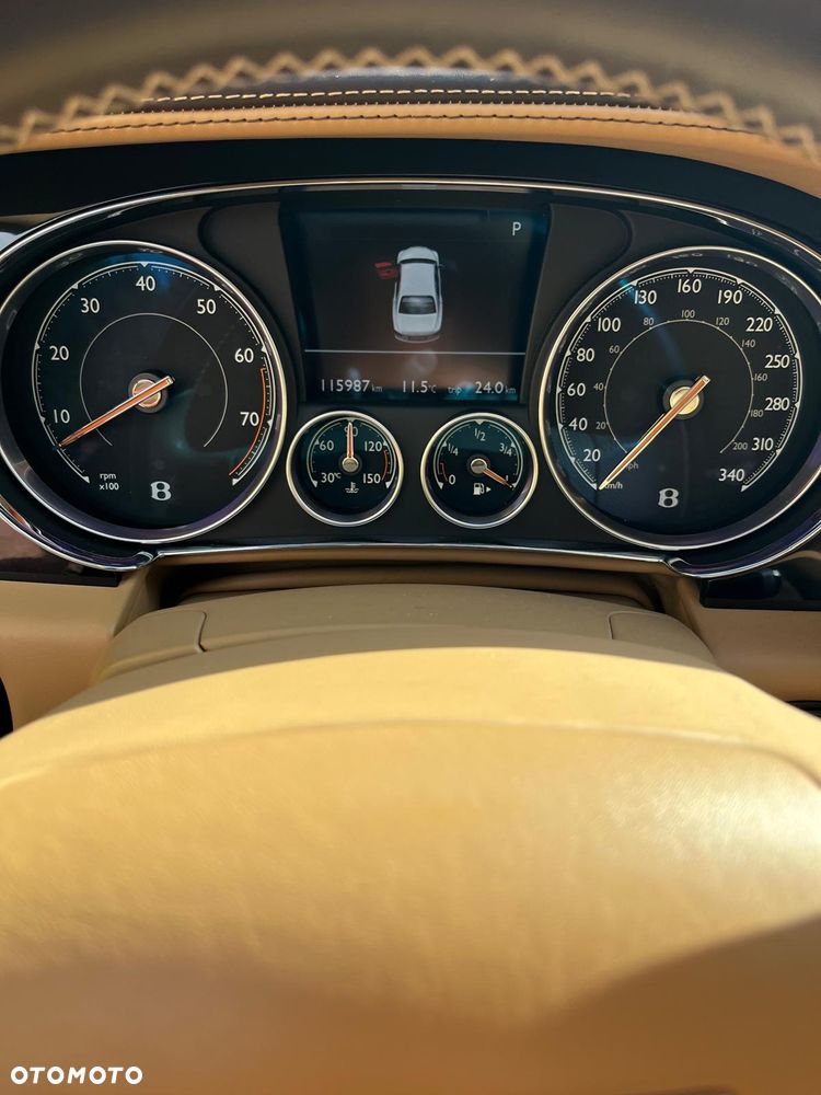 Bentley Flying Spur - 8