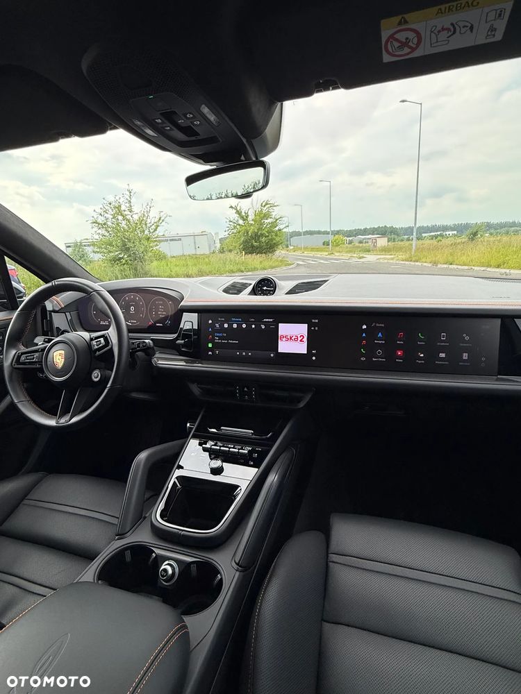 Porsche Cayenne - 10