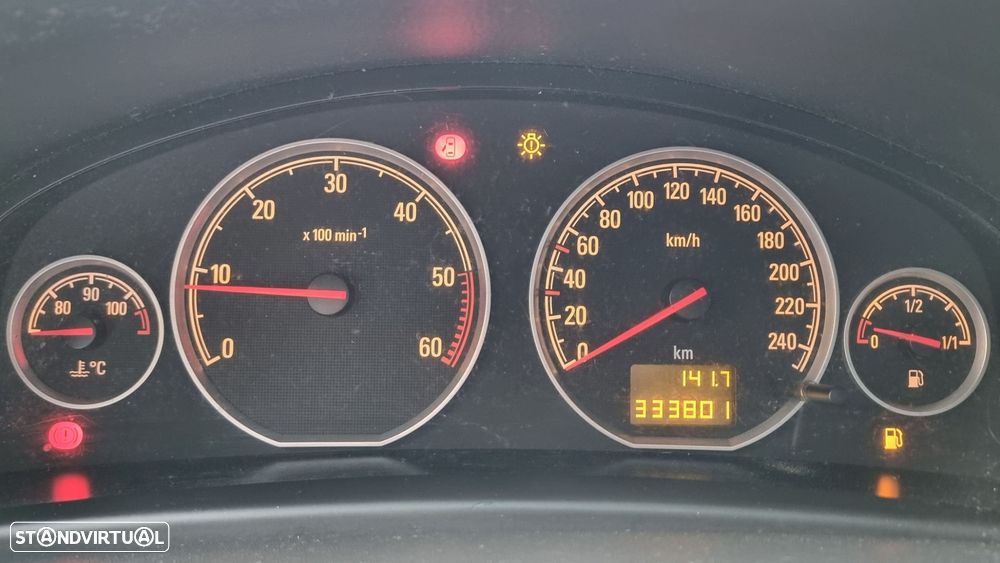 Opel Vectra Caravan 1.9 CDTi Comfort - 16