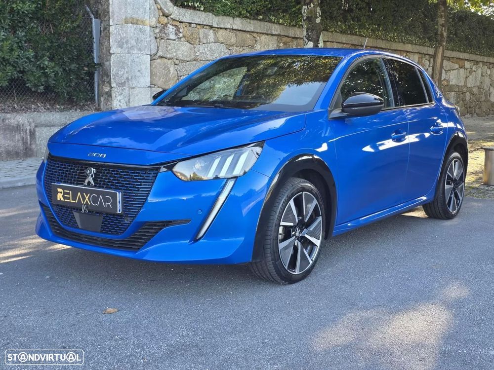 Peugeot e-208 - 8