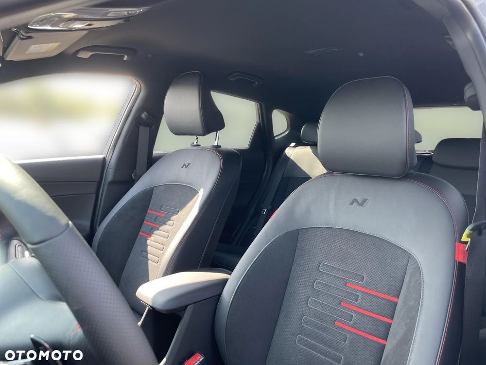 Hyundai Kona 65kWh N Line - 12
