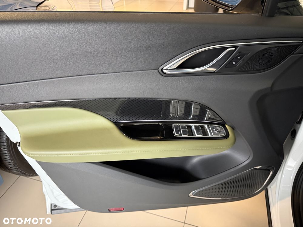 Hongqi HS3 1.5T FWD - 11