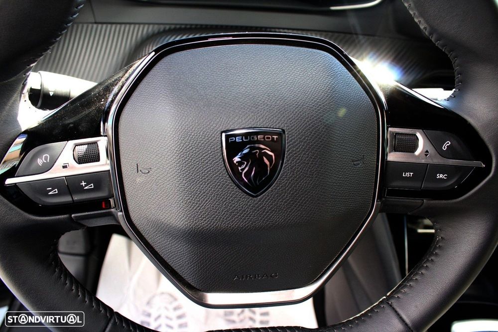 Peugeot 2008 1.2 PureTech Allure Pack - 13