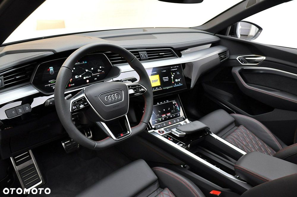 Audi SQ8 e-tron - 23