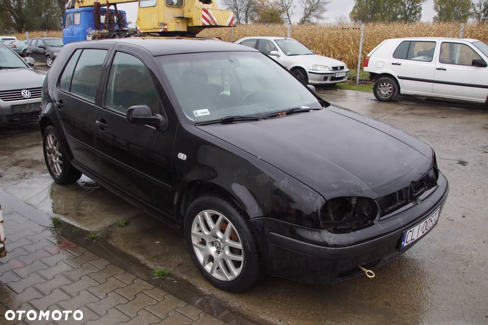 Auto na części - Volkswagen Golf IV 1.6 8V 101 KM AKL DLP L041 1997R Silnik Skrzynia Drzwi Maska Klapa Zderzak Błotnik Lusterko Klamka Lampa Deska Kokpit Sterownik Moduł Czujnik Kierownica - 3