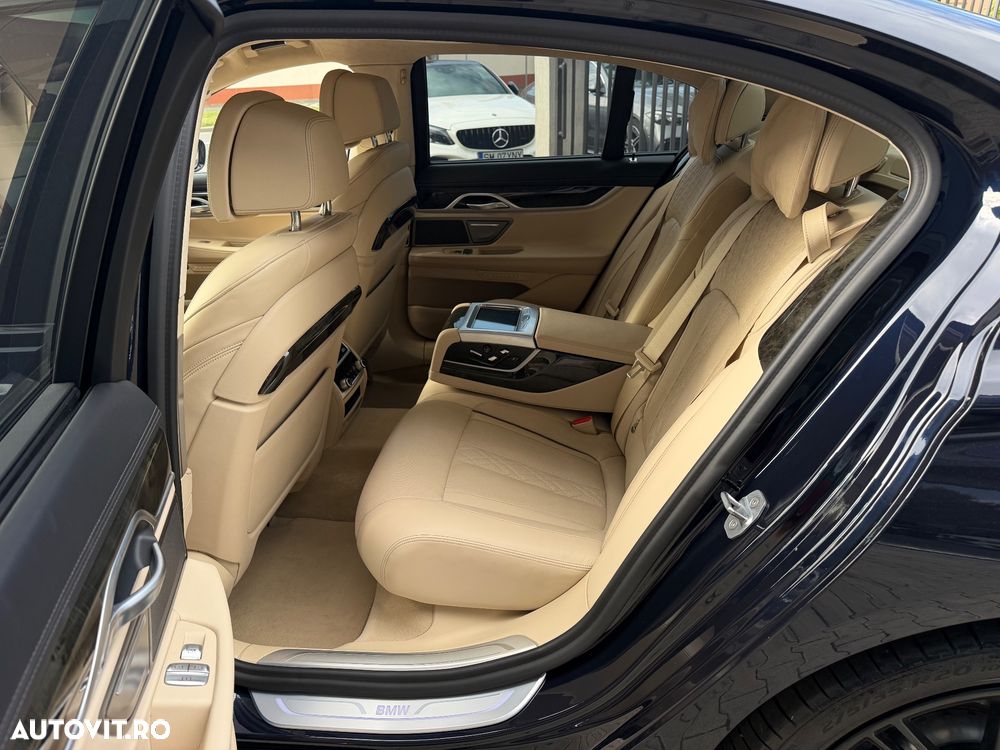 BMW Seria 7 730Ld - 16