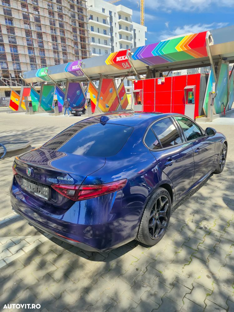 Alfa Romeo Giulia 2.0 Turbo RWD AT8 Super - 6