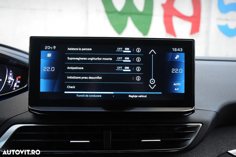Peugeot 5008 BlueHDI 130 EAT8 Allure - 24