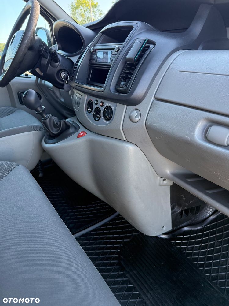 Opel Vivaro - 5