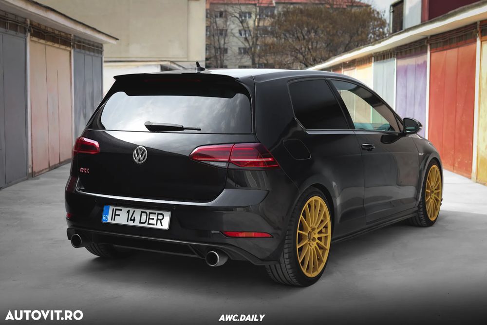 Volkswagen Golf GTI 2.0 TSI OPF Performance - 3