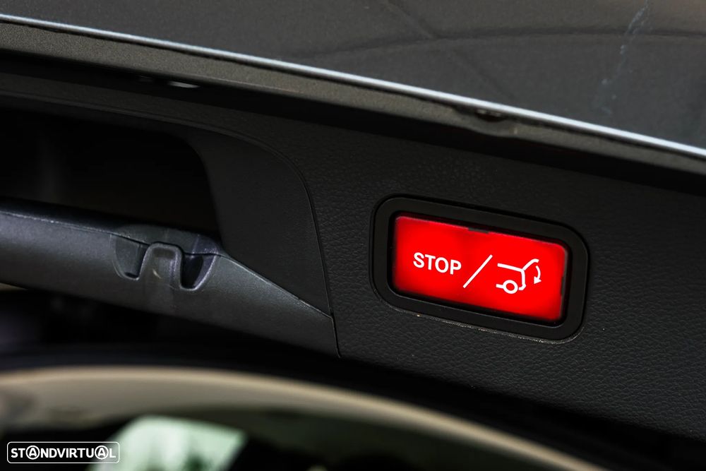 Mercedes-Benz GLC 300 de 4Matic 9G-TRONIC - 9