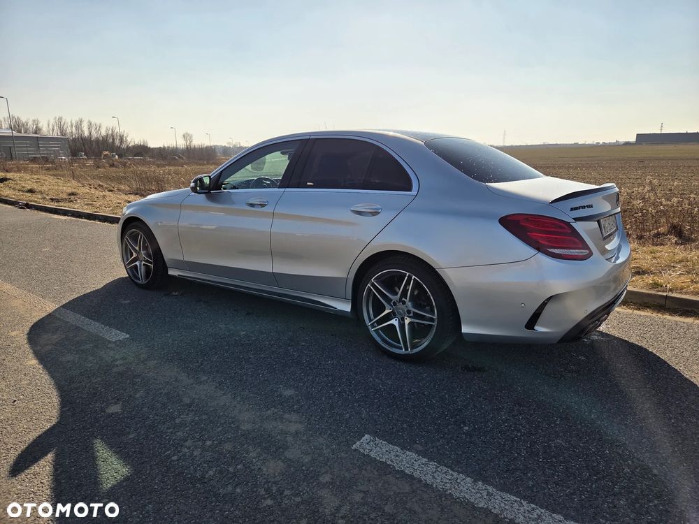 Mercedes-Benz Klasa C 400 4Matic 7G-TRONIC AMG Line - 6