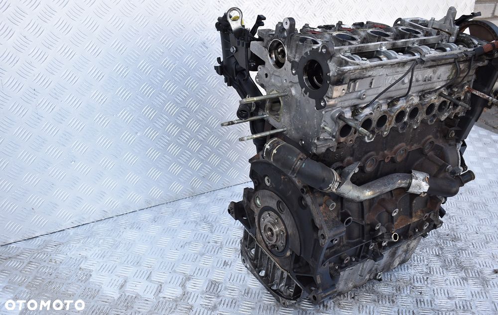 Silnik słupek 10DYTE 2.0 HDI RHR 136KM - PEUGEOT 407 307 - 3