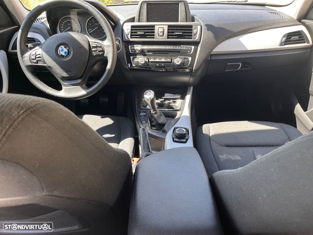 BMW 116 d EfficientDynamics - 10