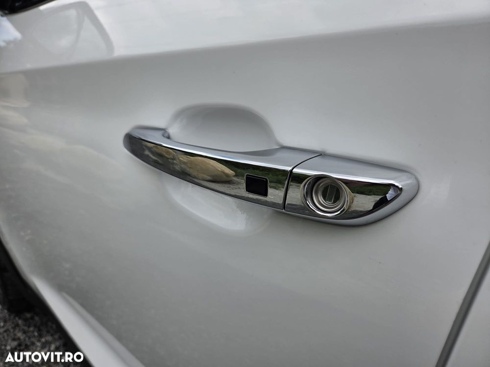 Hyundai Tucson 2.0 CRDI 4WD Automatik Premium - 18