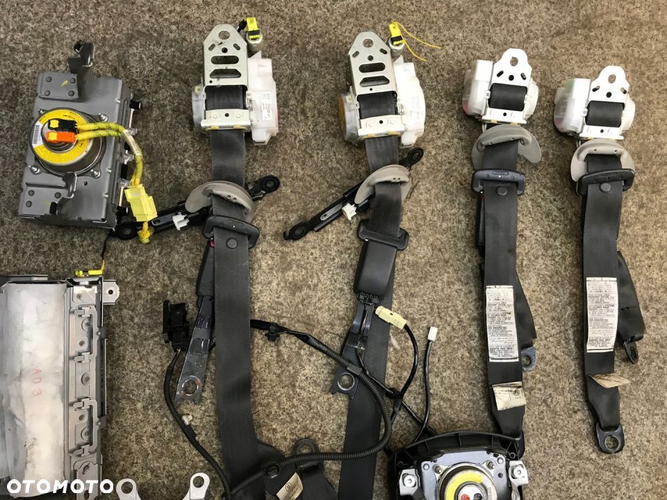 Rav4 III zestaw pasy poduszki AIRBAG modul 06 KPL - 6