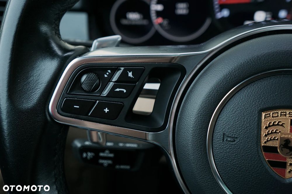 Porsche Cayenne Standard - 23